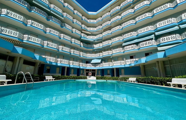 Central Apartment With Shared Pool - Foto 1