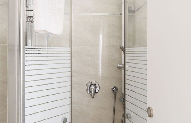 Bright and Fresh Family Home near Beach - Foto 28