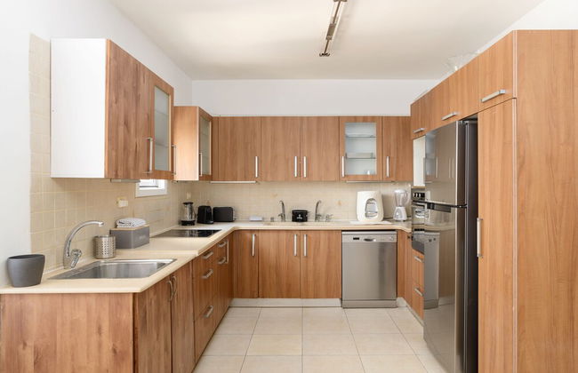 Bright and Fresh Family Home near Beach - Foto 14