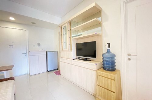 Photo 12 - Fancy And Nice 2Br Apartment At Parahyangan Residence