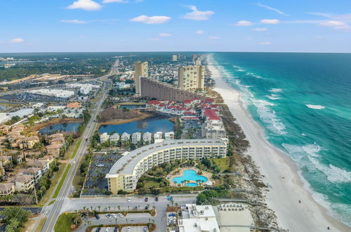 Foto 41 - Spring Break Is Booking Fast-crescent at Miramar-gulf Front-free Beach Chairs