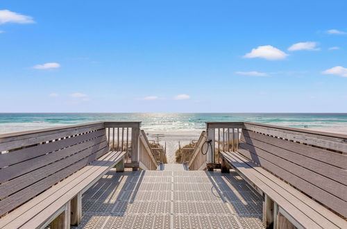 Foto 46 - Fun In The Sun! Crescent at Miramar - Gulf Front+beach Chairs