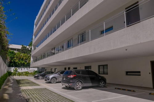 Foto 42 - Modern and Spacious Condo Steps From the Beach