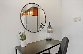 Photo 1 - Posh 1BR Apartment in Arlington Heights