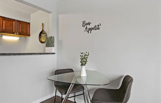 Photo 2 - Posh 1BR Apartment in Arlington Heights