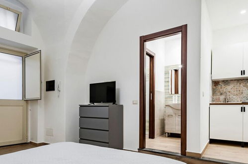 Photo 13 - Trinit 57 Studio Apartment by Wonderful Italy