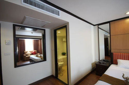 Photo 14 - Omni Tower Direct Rooms Sukhumvit Soi 4