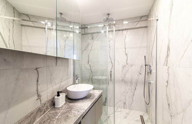 Flat With Panoramic Bosphorus View in Cihangir - Photo 17