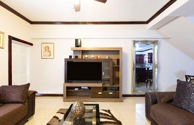 Lovely 2-bed Apartment in the New Kingston Area - Photo 20