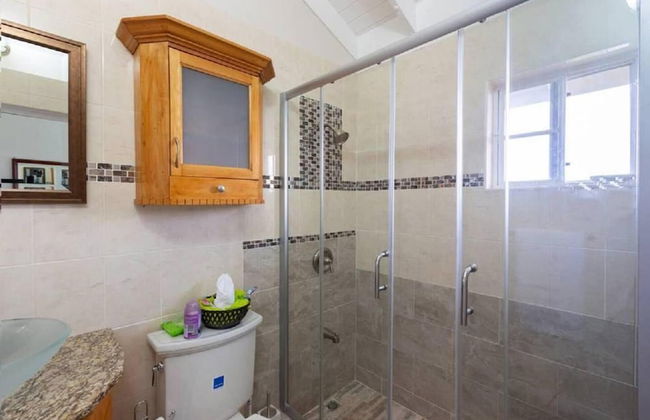 Lovely 2-bed Apartment in the New Kingston Area - Photo 16