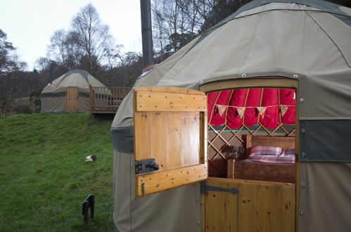 Foto 18 - Charming Yurt in Kelburn Estate Near Largs