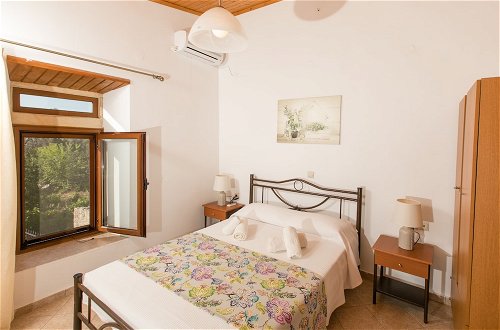 Photo 4 - Pool Villa Afroditi for 10 Persons in Margarites