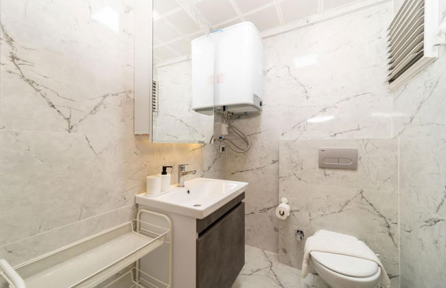 Pleasant Flat With Shared Pool in Kepez - Photo 14