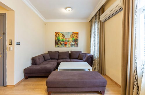 Photo 2 - Central Flat 10-min Walk to Taksim Square in Sisli