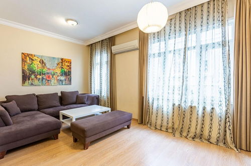 Photo 7 - Central Flat 10-min Walk to Taksim Square in Sisli