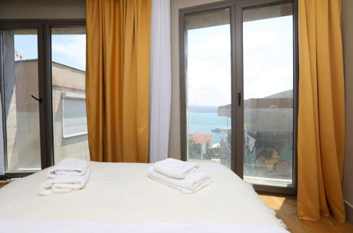 Photo 21 - Excellent Flat w 360 Bosphorus View in Cihangir