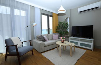 Photo 2 - Excellent Flat w 360 Bosphorus View in Cihangir