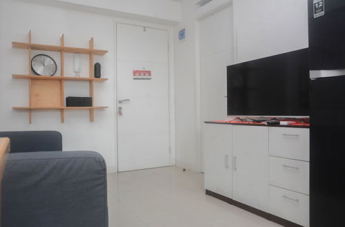 Foto 14 - Comfy And Strategic 2Br At Bassura City Apartment