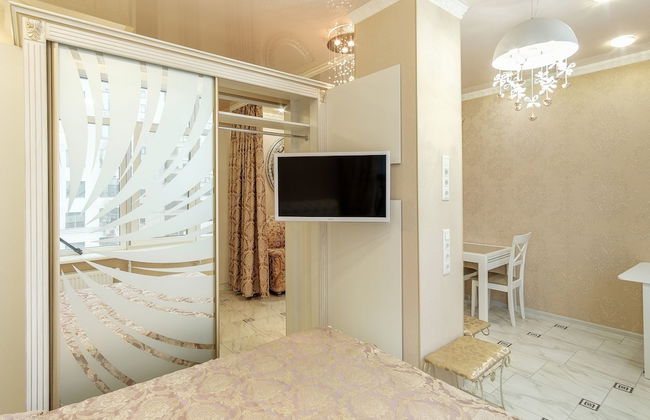 Barkar ArCadia Apartments - Photo 5