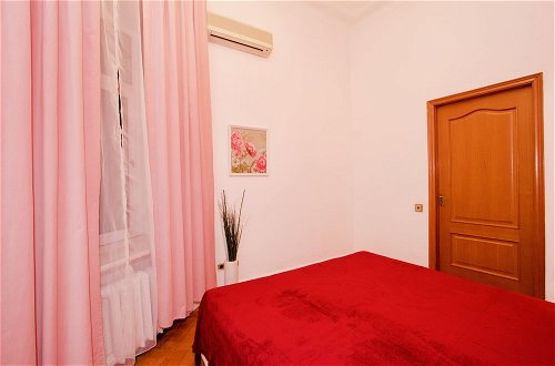 Foto 6 - LUXKV Apartment on Gnezdnikovskiy