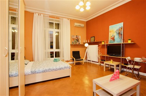 Foto 9 - LUXKV Apartment on Gnezdnikovskiy