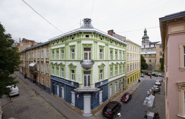 Lviv Apartments - Photo 48
