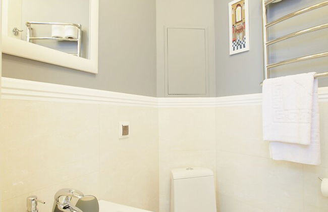 Lviv Apartments - Photo 59