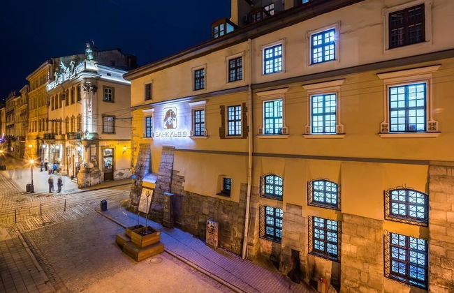 Lviv Apartments - Photo 69