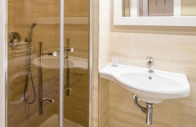 Lviv Apartments - Photo 55