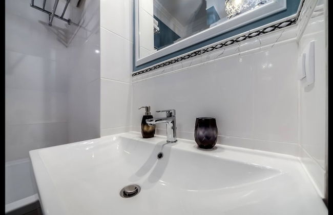 Lviv Apartments - Photo 63