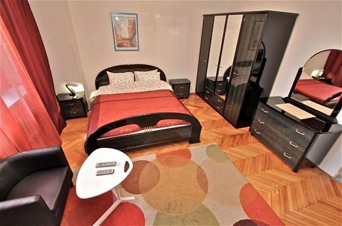 Photo 8 - TVST Apartments Sadovo-Triumfalnaya 18