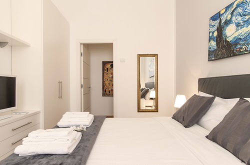 Photo 7 - Milan Royal Suites Magenta & Luxury Apartments