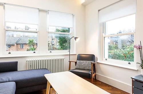 Photo 20 - Stylish and Spacious 1BD in Clapton