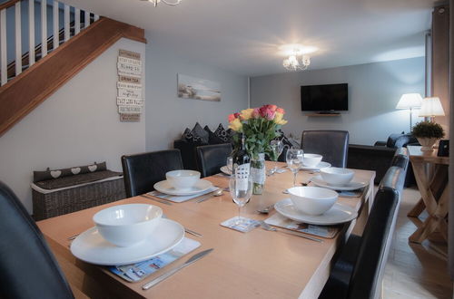 Photo 45 - Rose Coach House - 3 Bedroom Cottage - Pendine