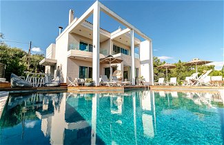 Foto 1 - White Pearl Premium Villa Corfu