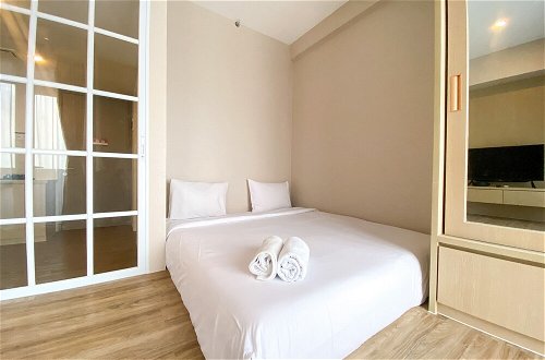 Foto 1 - Cozy And Simple Big Studio Vasanta Innopark Apartment