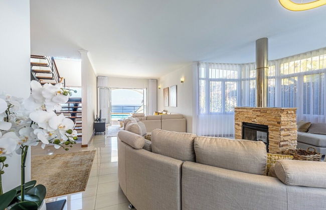 Luxury Villa With Private Heated Pool, Garden and Views of the sea and Mountains - Foto 18