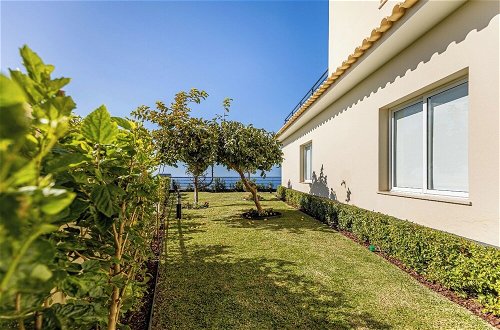 Foto 55 - Luxury Villa With Private Heated Pool, Garden and Views of the sea and Mountains