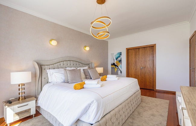 Luxury Villa With Private Heated Pool, Garden and Views of the sea and Mountains - Foto 2