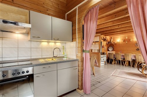 Photo 9 - Wooden Holiday Home in Hinterrod With Sauna