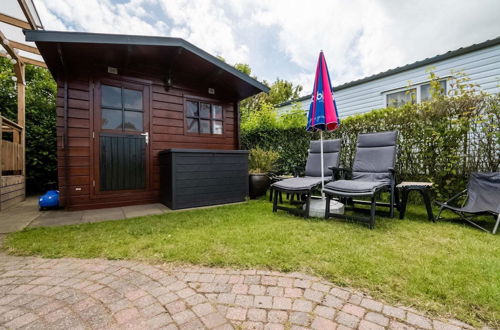 Photo 27 - Luxury Chalet With Garden in Quiet Location in Renesse