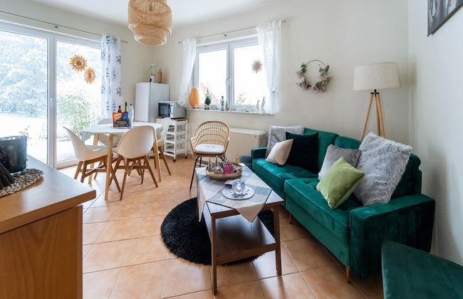Pretty Holiday Home in Suhl Right Next to the Forest - Photo 1