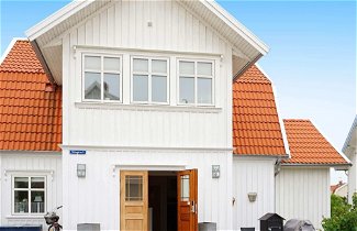 Photo 1 - 8 Person Holiday Home in Kungshamn