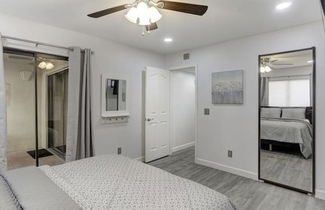 Photo 2 - Executive 2 Bdrm Condo in the Heart of Biltmore