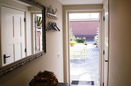 Photo 2 - Fantastic Holiday Home 50m From the Wadden Sea