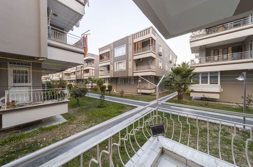 Photo 16 - Vibrant Flat With Lovely Balcony in Muratpasa