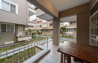 Photo 2 - Vibrant Flat With Lovely Balcony in Muratpasa