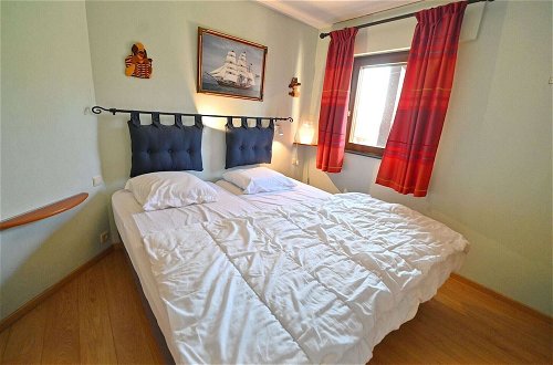 Foto 11 - Le Hibou is a Very Spacious Holiday Home for 6 Adults and 2 Children