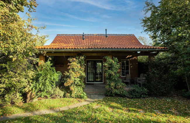 Holiday Home in Wijnaldum Near Harlingen Harbor - Foto 1