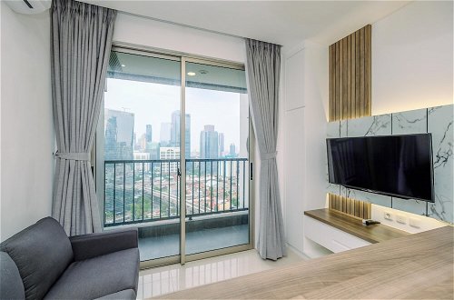Photo 9 - Stunning And Cozy 1Br Apartment At Ciputra World 2